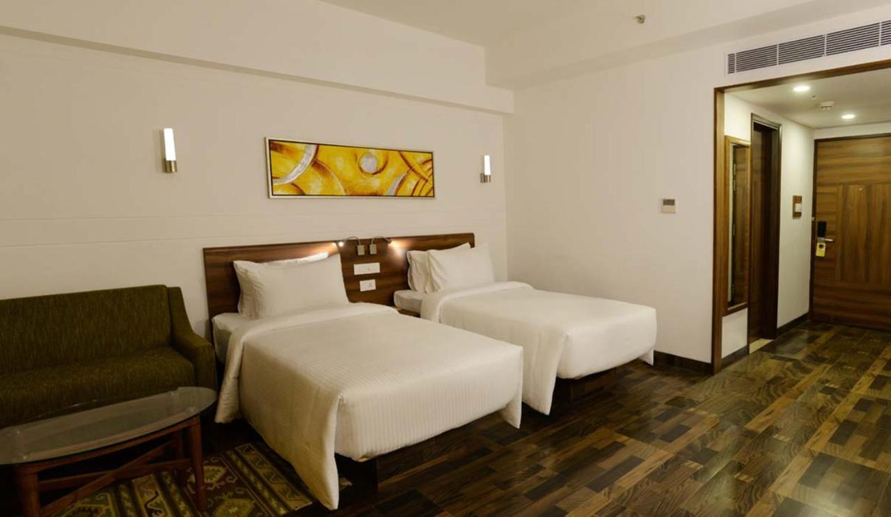 Lemon Tree Hotel Coimbatore Exterior photo